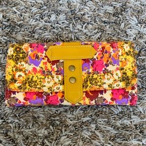 Women’s Flower Target Wallet
